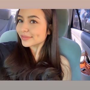 Meet your Posher, Yelitza